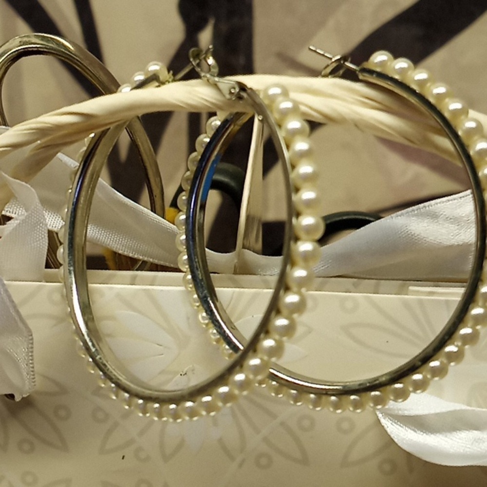 Elegant Hoop style With Faux pearls .